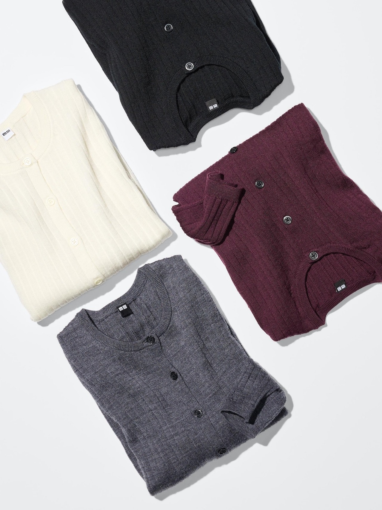 ユニクロ　メリノリブクルーネックショートカーディガン　カラーバリエーション