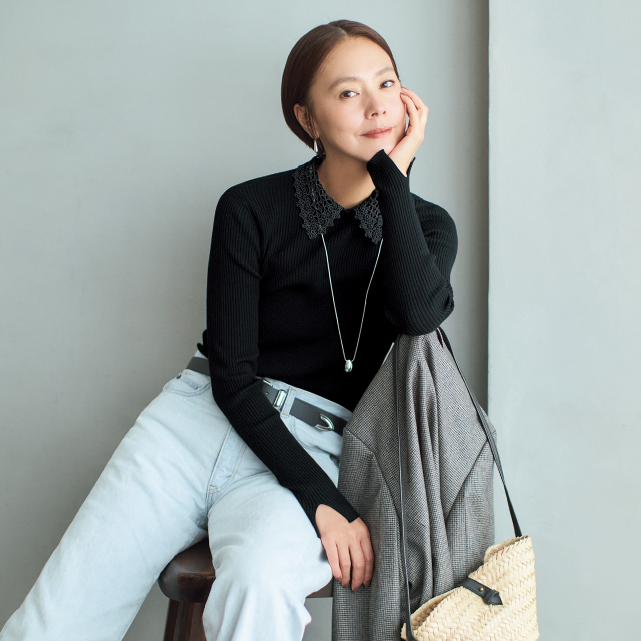 浅見れいなさんのLEE限定 IÉNA（イエナ）【洗える】【LEE別注】レース衿リブホールガーメントプルオーバーのコーデ