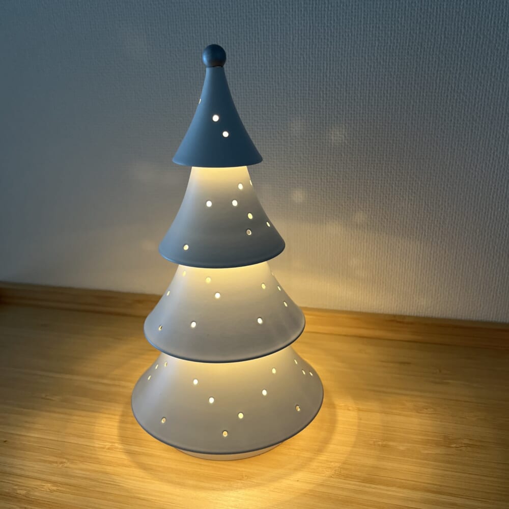 イケア　クリスマス　照明