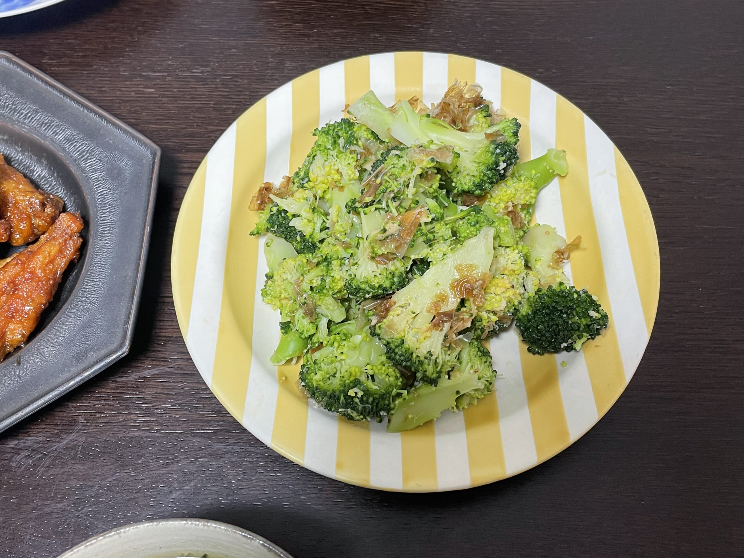 ぐっち夫婦のレシピ「ブロッコリーのおかかチーズ和え」を40代主婦が作ってみた写真。