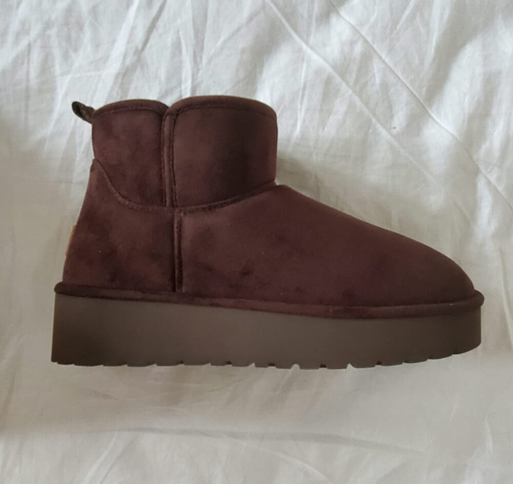 【ABC-MART】COCOCee(ここちぃ)ボアブーツ ウルトラミニ