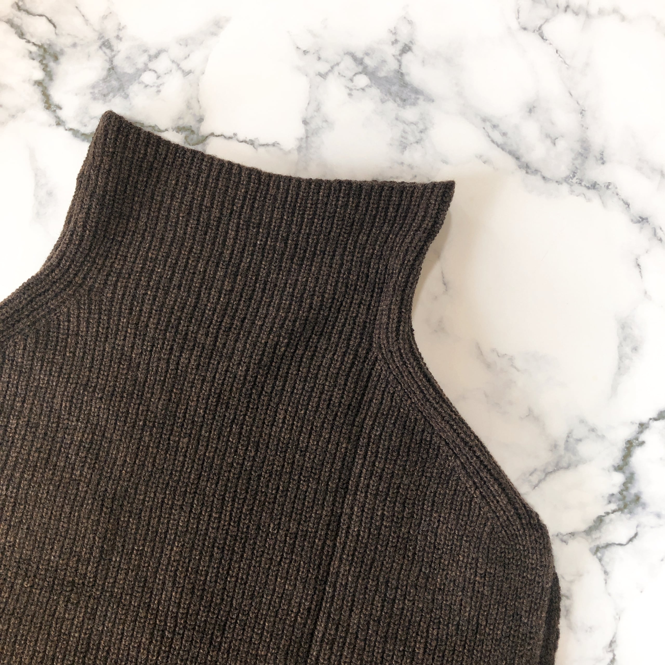 LEE　10月号　2025　年　五明祐子　コラボ　ツイードミル　tweedmill　ニットポンチョ　ココア　ウール