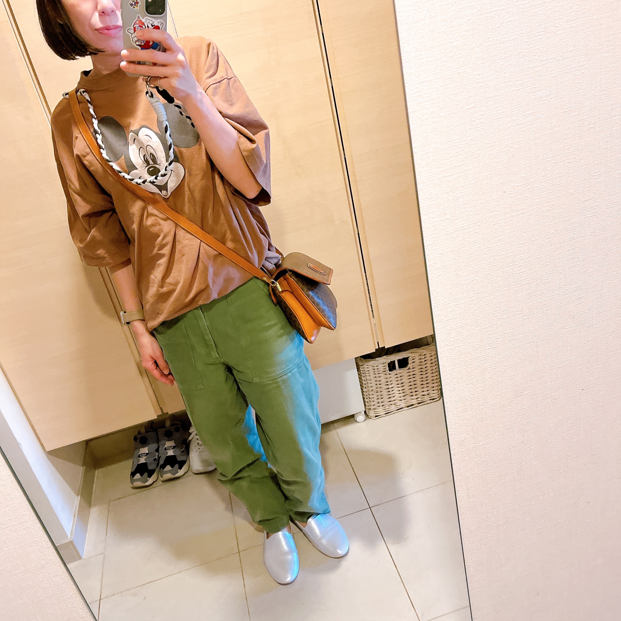 ヘアサロンコーデ
