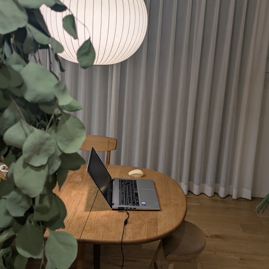 LEE100コポ　PC　夜中