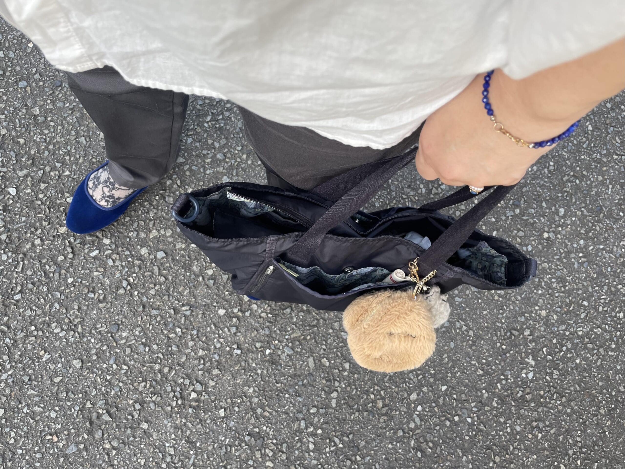 40代女性の2025年10月初旬コーデの足元写真【その3】