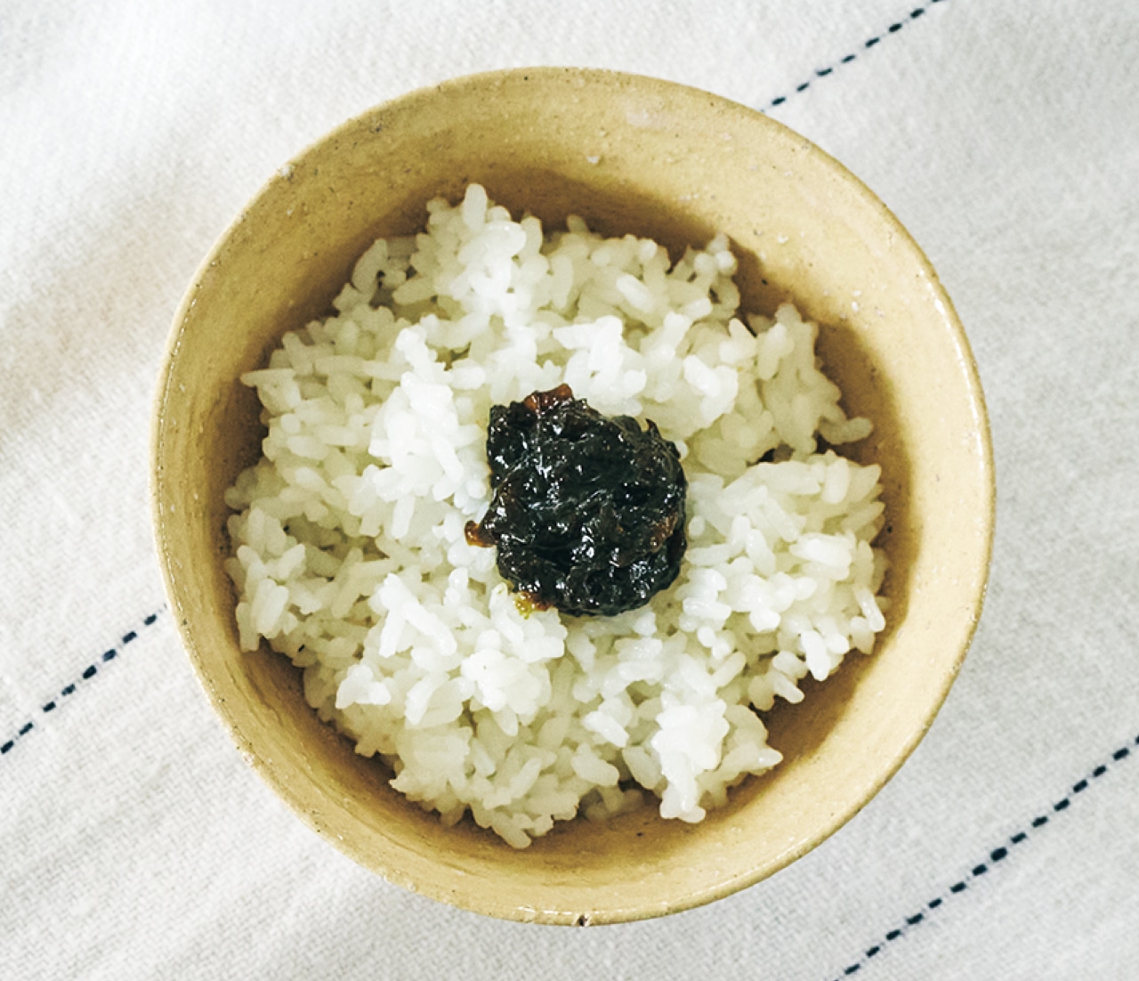 ごはんに乗った久世福商店 海苔バター