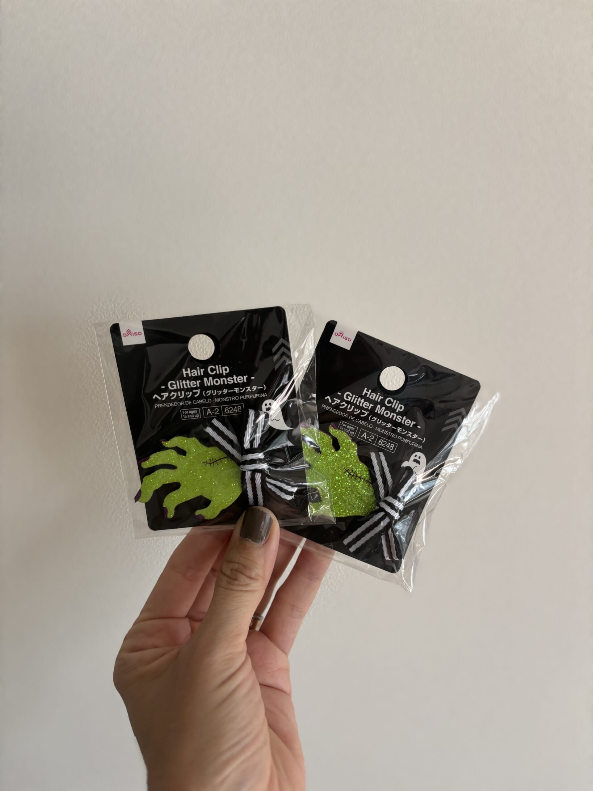 ハロウィン　ダイソーのヘアクリップ