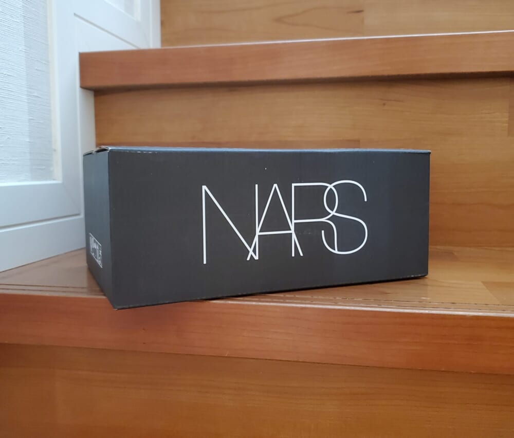 NARS エクスプリシットリップスティック801