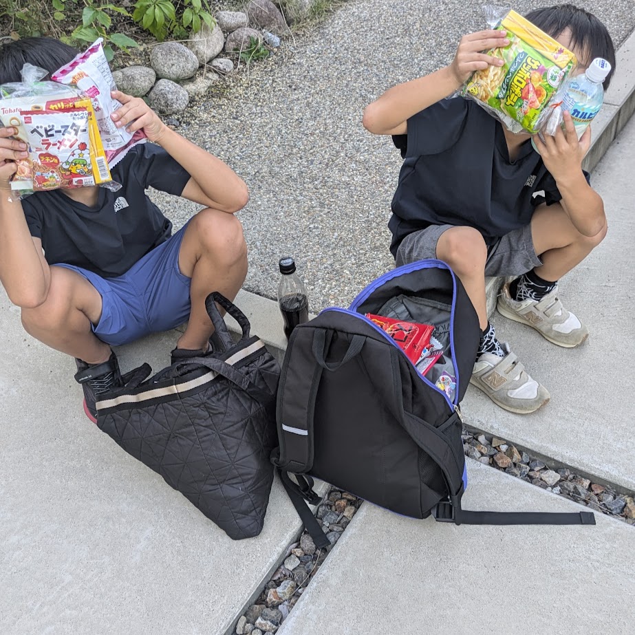 LEE100コポ　おつきみどろぼう　お菓子