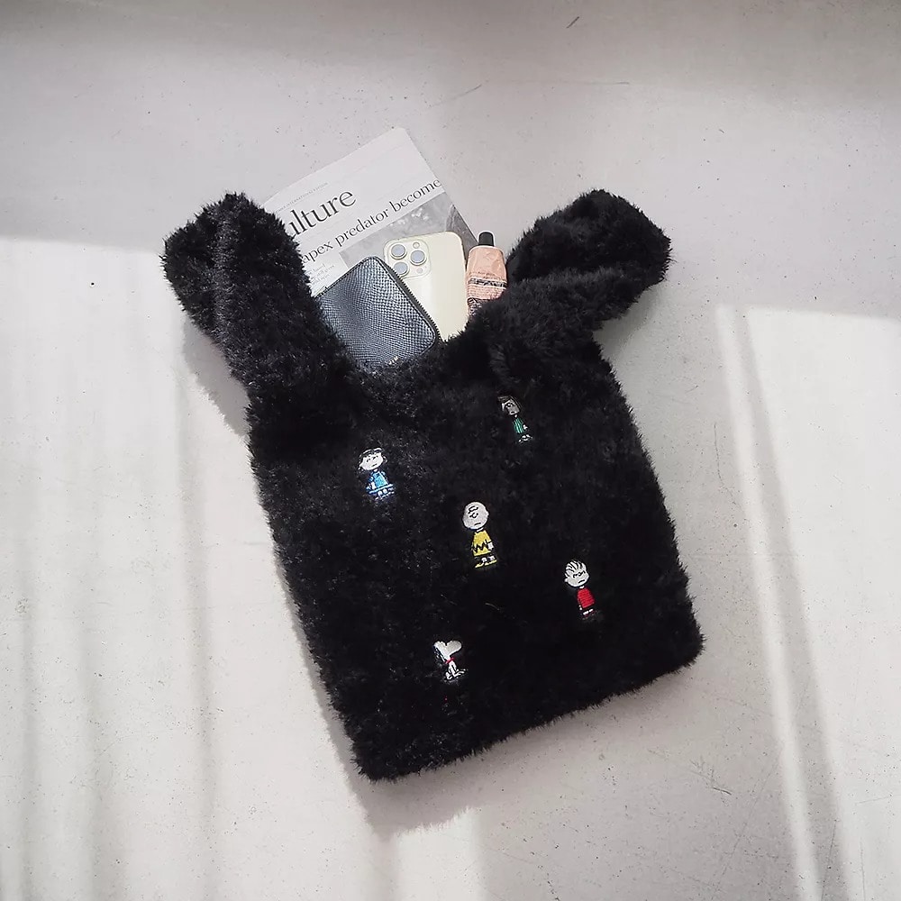"HEMING’S
【PEANUTS】ファーショッパートート
￥5,390"　スヌーピー　ふわふわ　バッグ