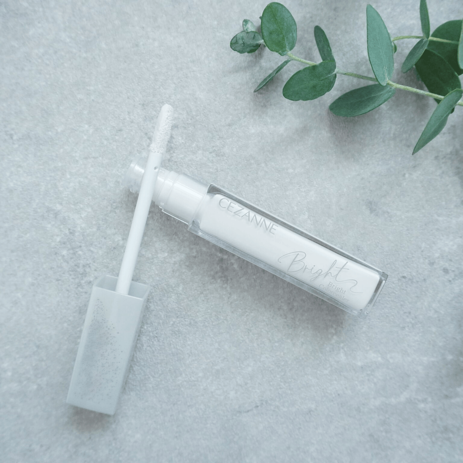 セザンヌ「ブライトカラーシーラー 00メリハリホワイト」商品