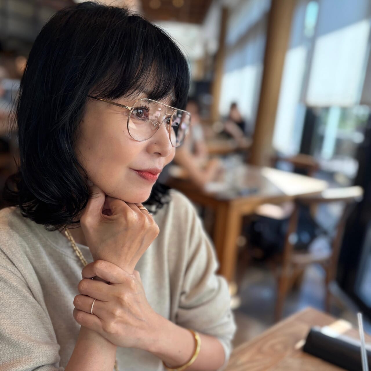 ダブルブリッジめがね　50代のお洒落小物　ゴッティ スイス