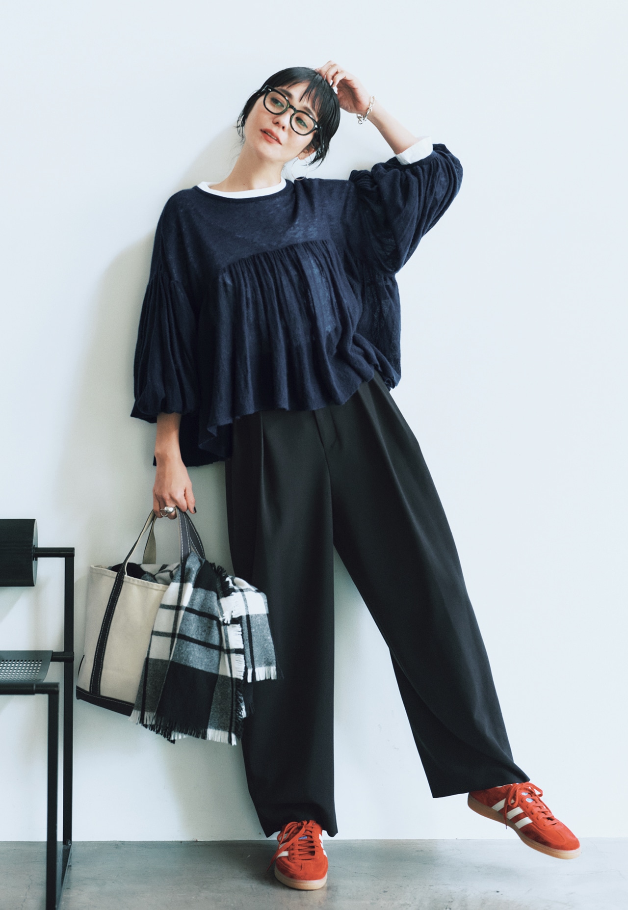 竹下玲奈さんのLEE限定 Curensology（カレンソロジー）【LEE別注】フラッフィーギャザーニットプルオーバーのコーデ