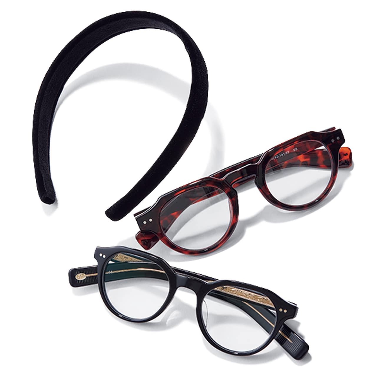 自分らしく仕上がる、“マイベーシック小物”3
つ