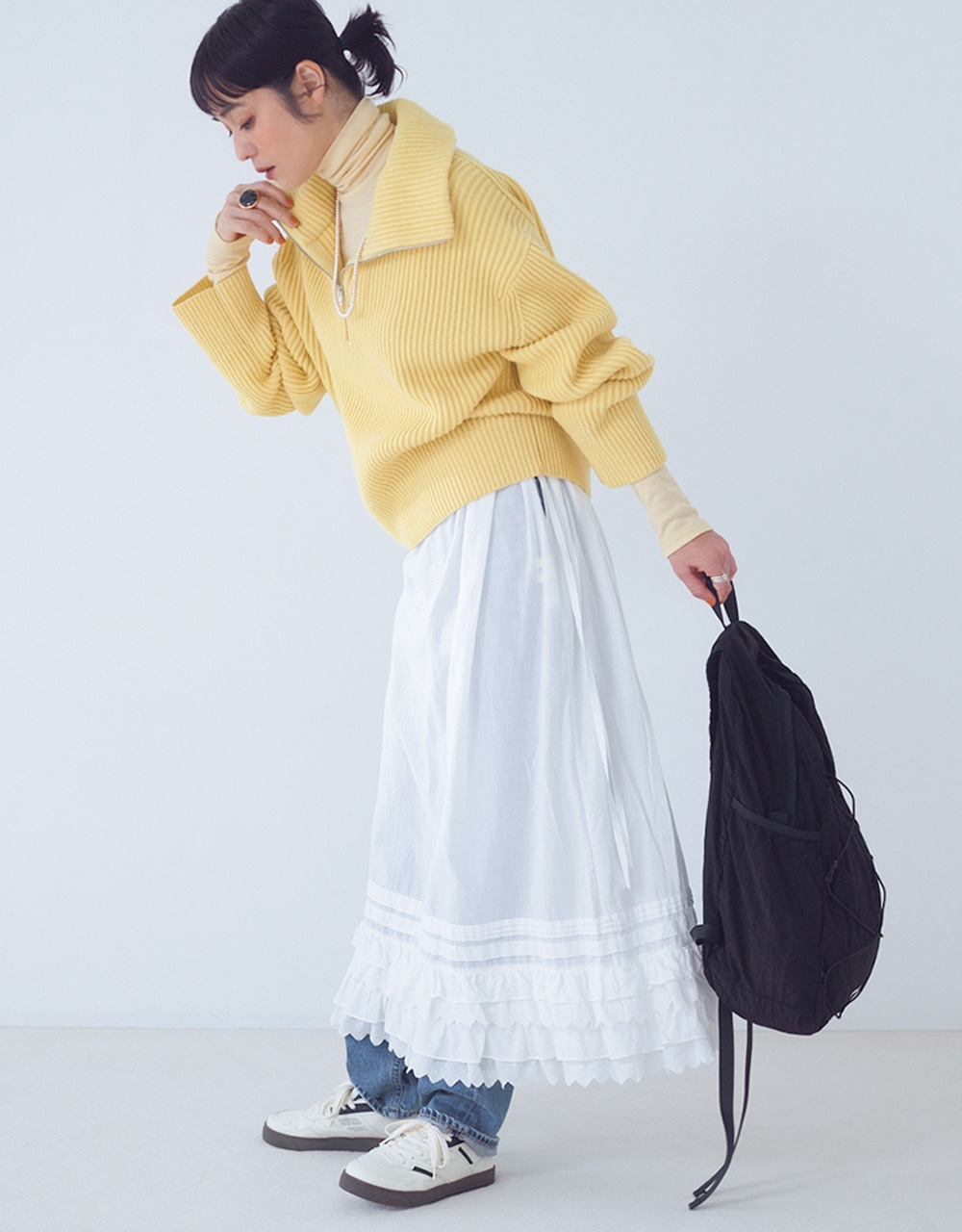 ニットとシアートップス、のコーデ 竹下玲奈さん