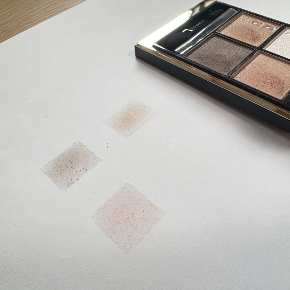 シグニチャー カラー アイズ