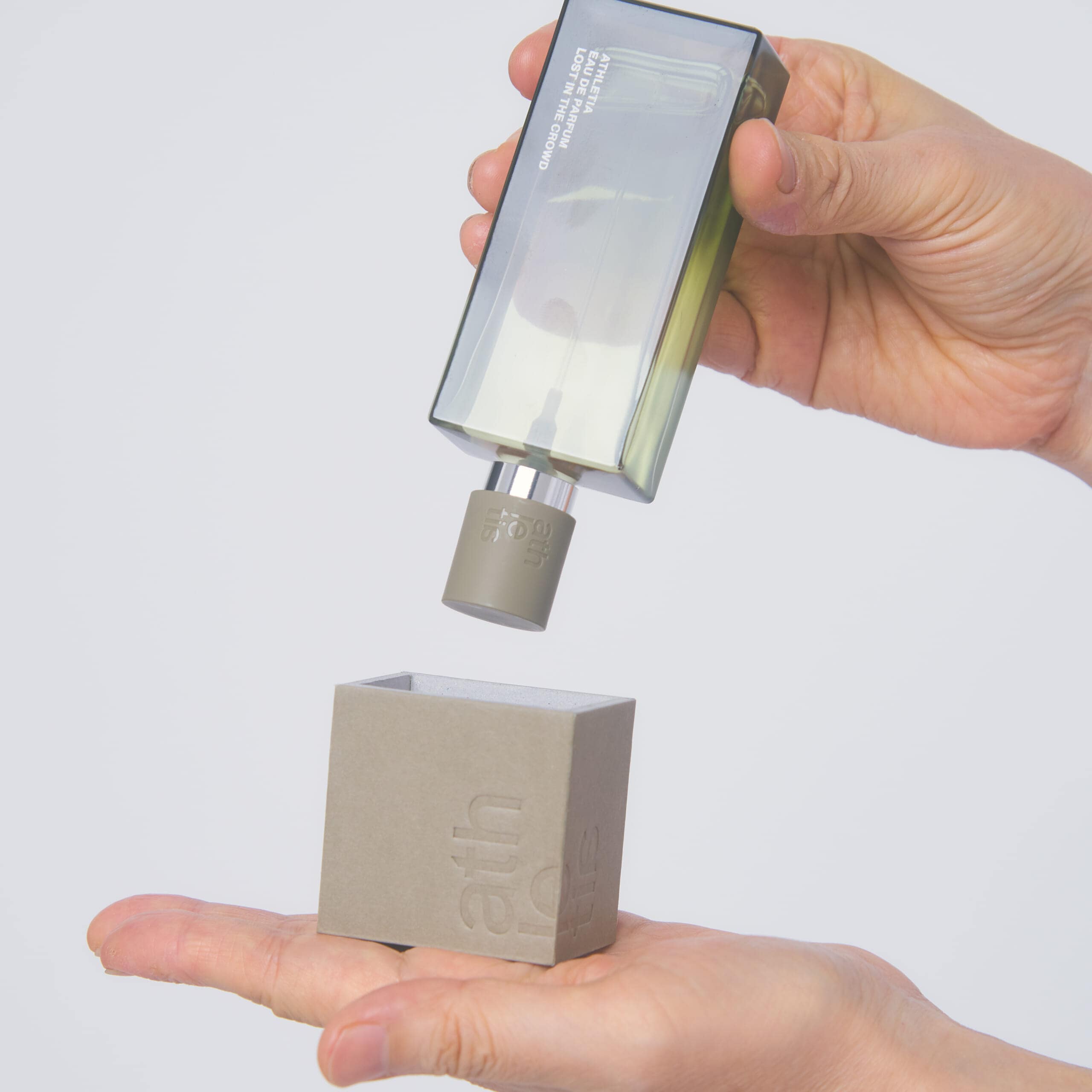 オードパルファンの容器の特長。