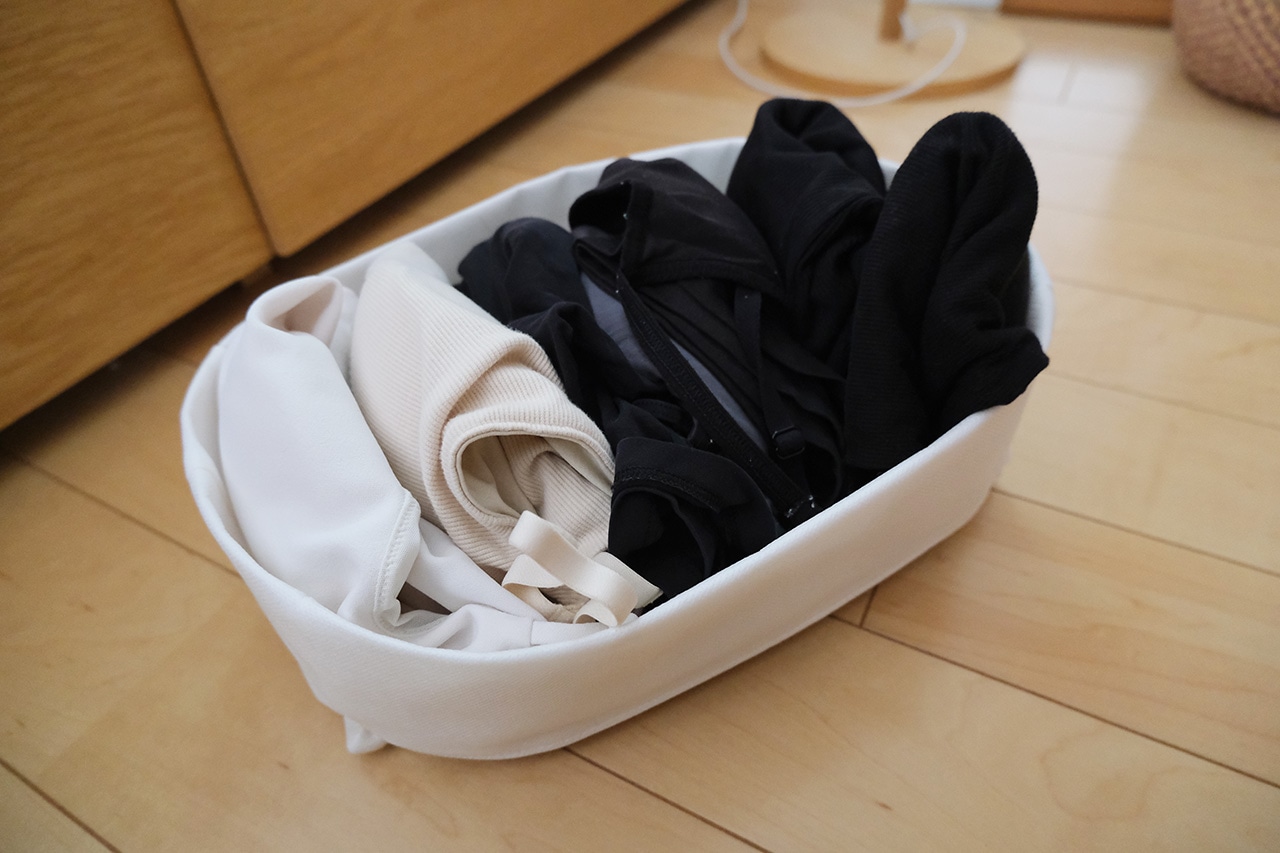 高さが変えられる不織布仕切ケース・中・２枚入り　使用シーン