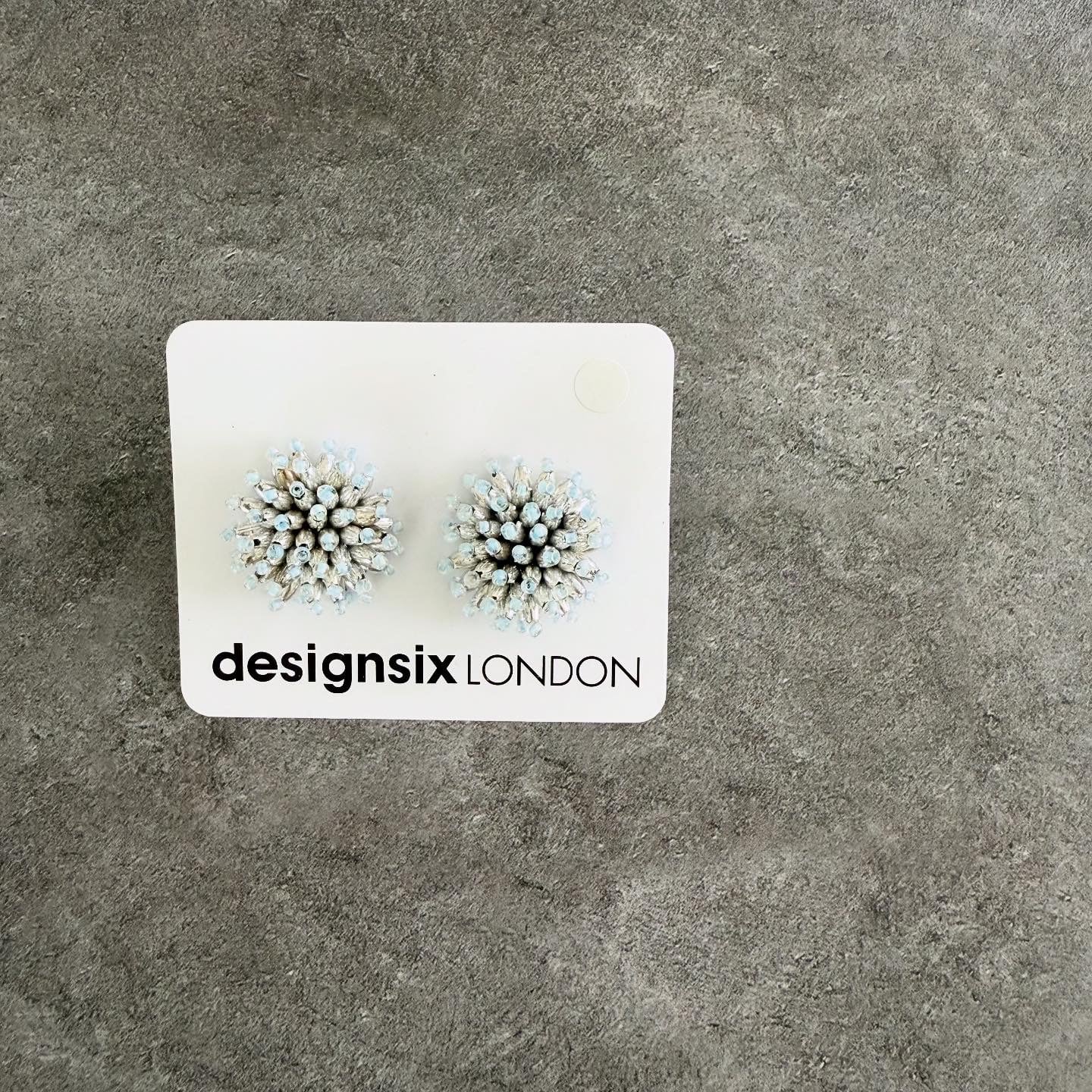 デザインシックス