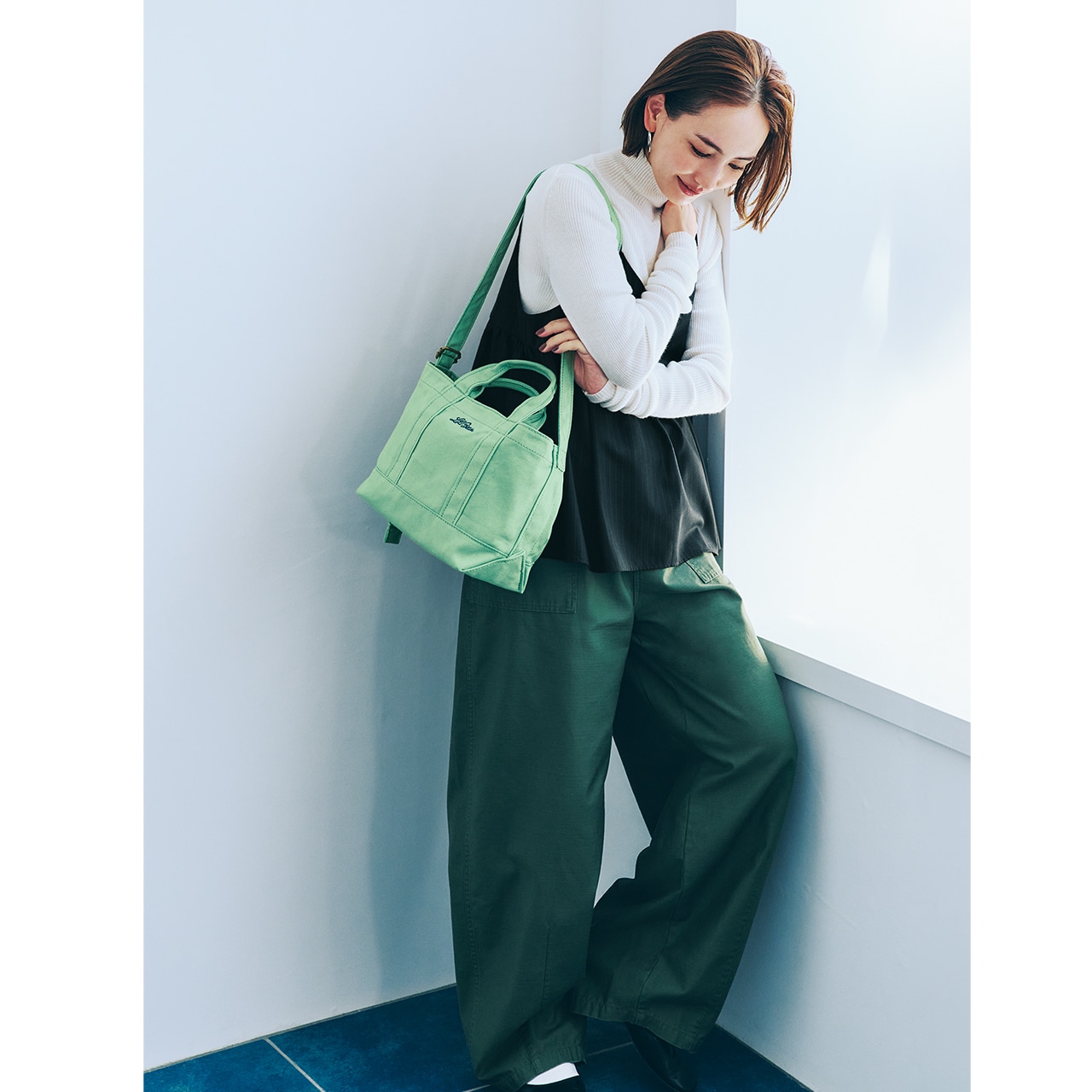 明日なに着る1025　モデル／辻元舞