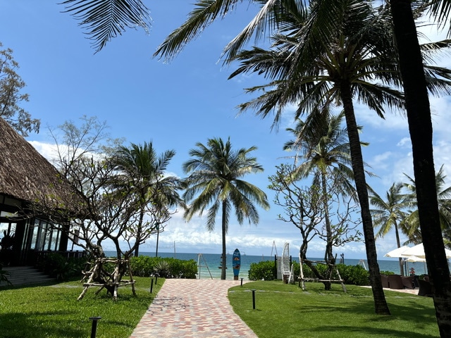 フーコック島・ヴィンパールリゾート＆スパフーコックの庭で撮影した写真