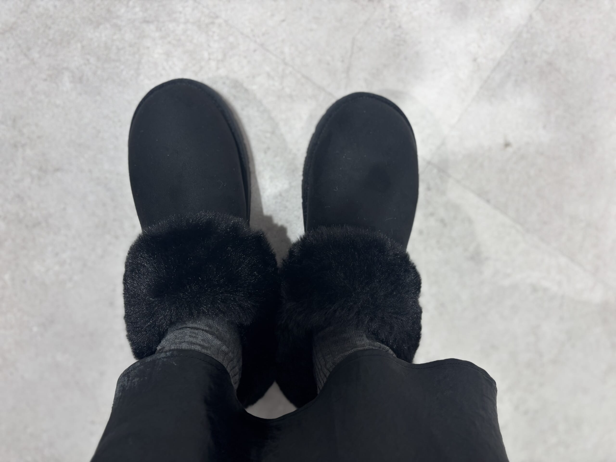 GU フェイクムートンスリッパ