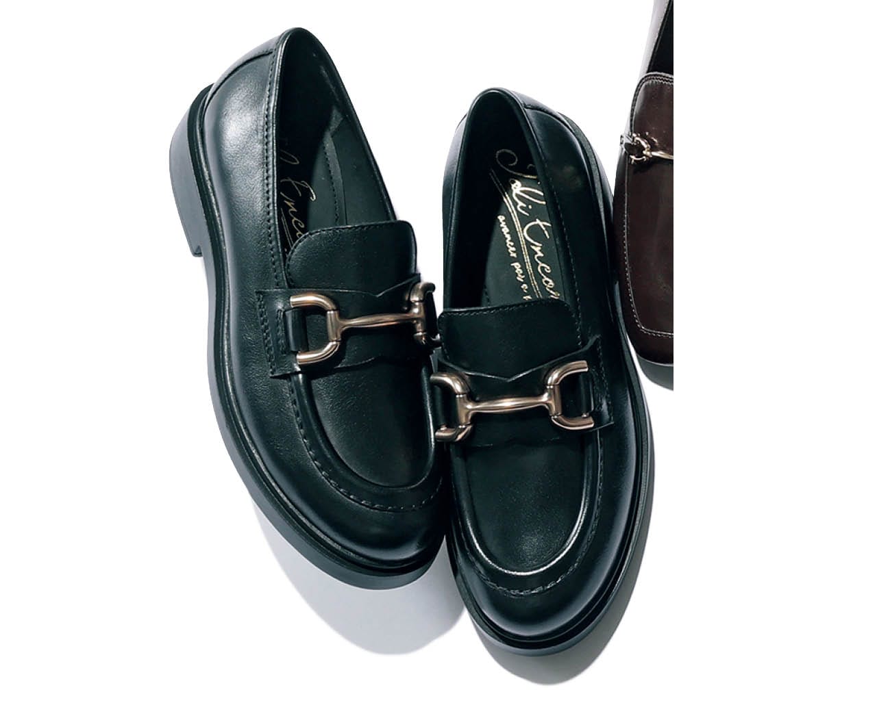 ジョリー・アンコールのビットローファー