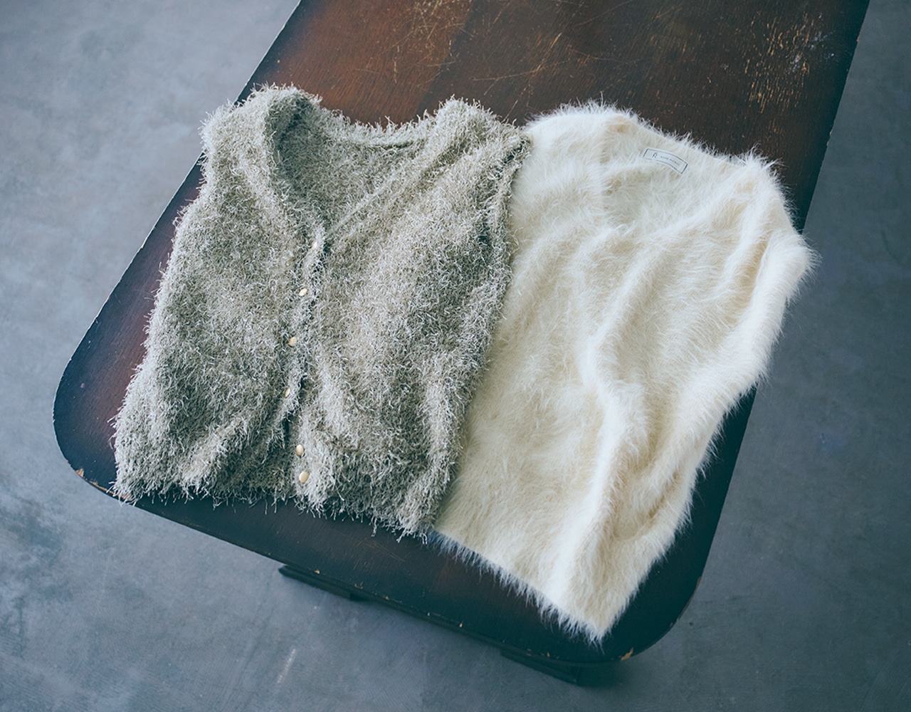 シャギーベスト２つ