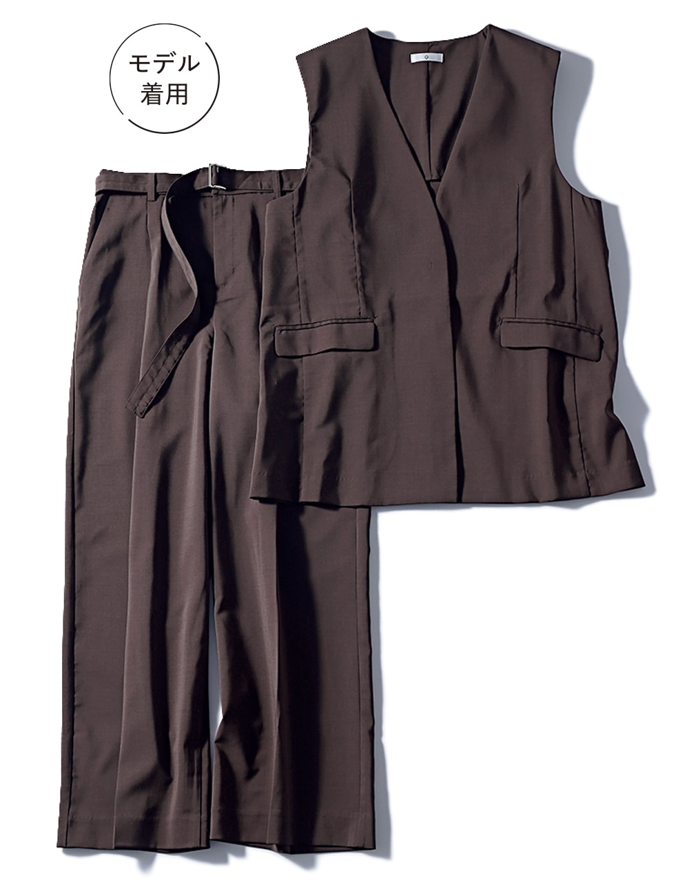 CROSS FUNCTION（クロス ファンクション）のジレ￥5940・パンツ￥4400