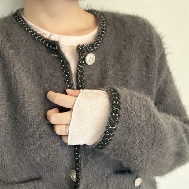 GUソフトシアークルネックT(長袖)とユニクロのソフトベロアイージーパンツのコーデ