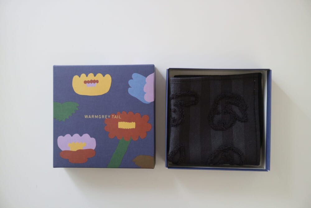 ウォームグレーテイル　WARMGREYTAIL タオルハンカチ