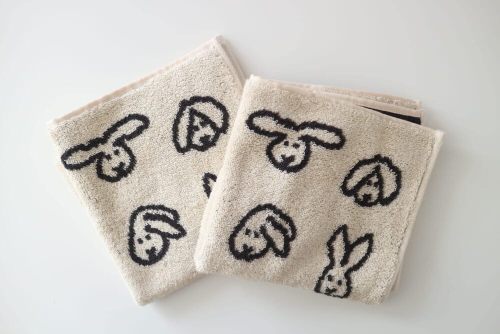 ウォームグレーテイル　WARMGREYTAIL タオルハンカチ