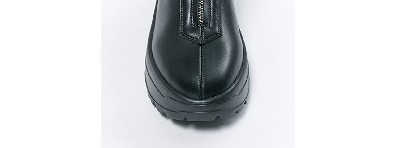 撥水加工＆抗菌防臭加工を採用