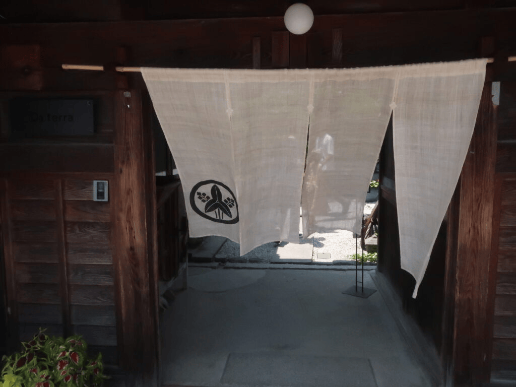 「Da terra（ダ・テッラ）」入口