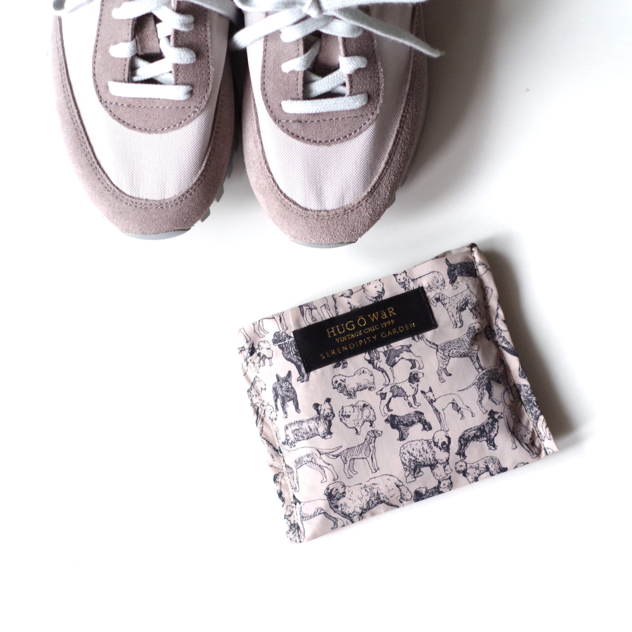 HUG O WaR ハグ オー ワー New Dog Paradise pt. マルチバッグ（M）DRAWER NOVESTA MARATHON RUNNNER SUPER TRAIL