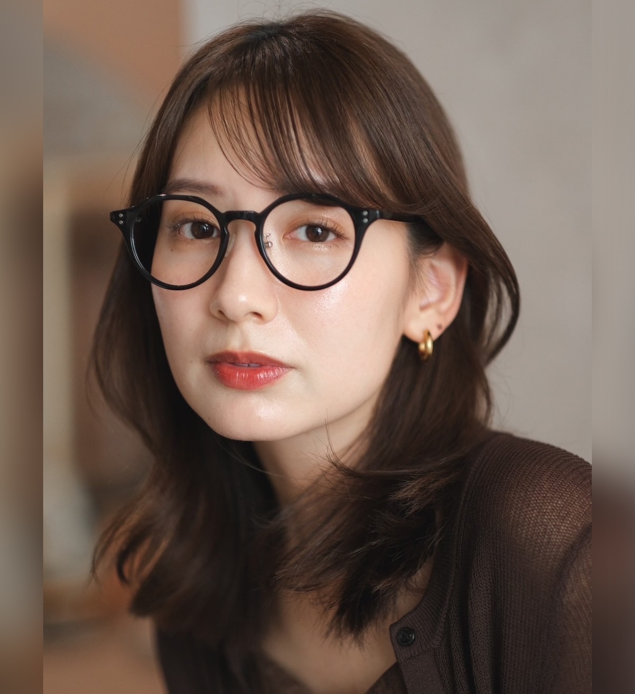 旬色のブラウンヘア、柔らか質感のナチュラルセミディ　メインカット