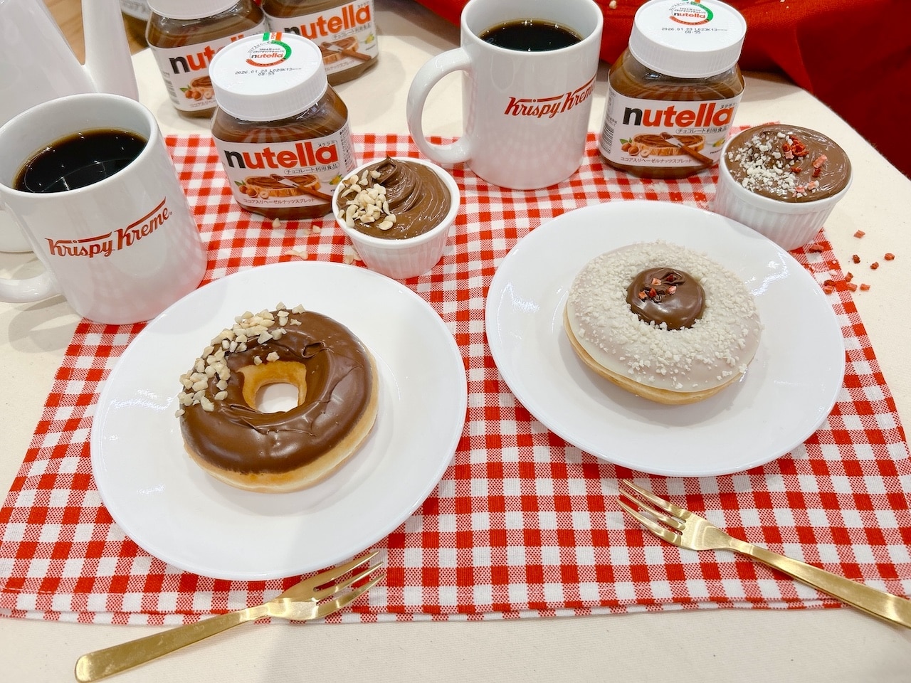 クリスピー・クリーム・ドーナツ×ヌテラ コラボドーナツ2種