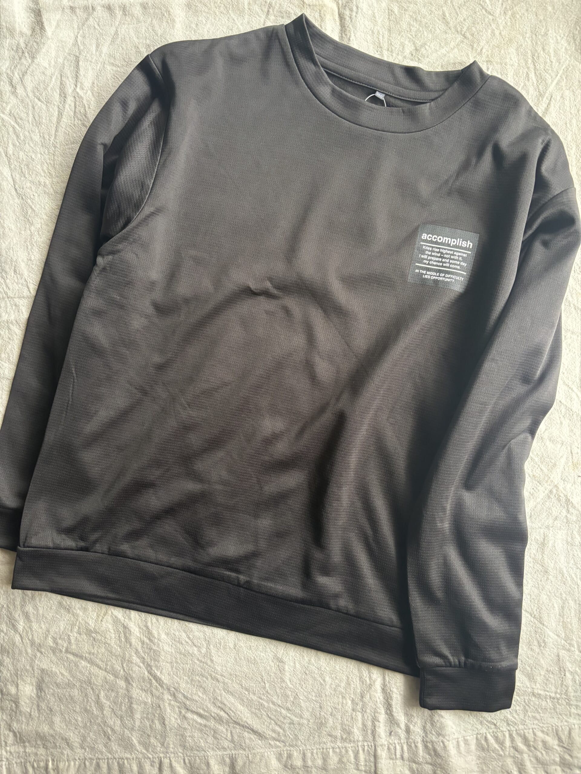 しまむら　ファイバーヒートのトップス