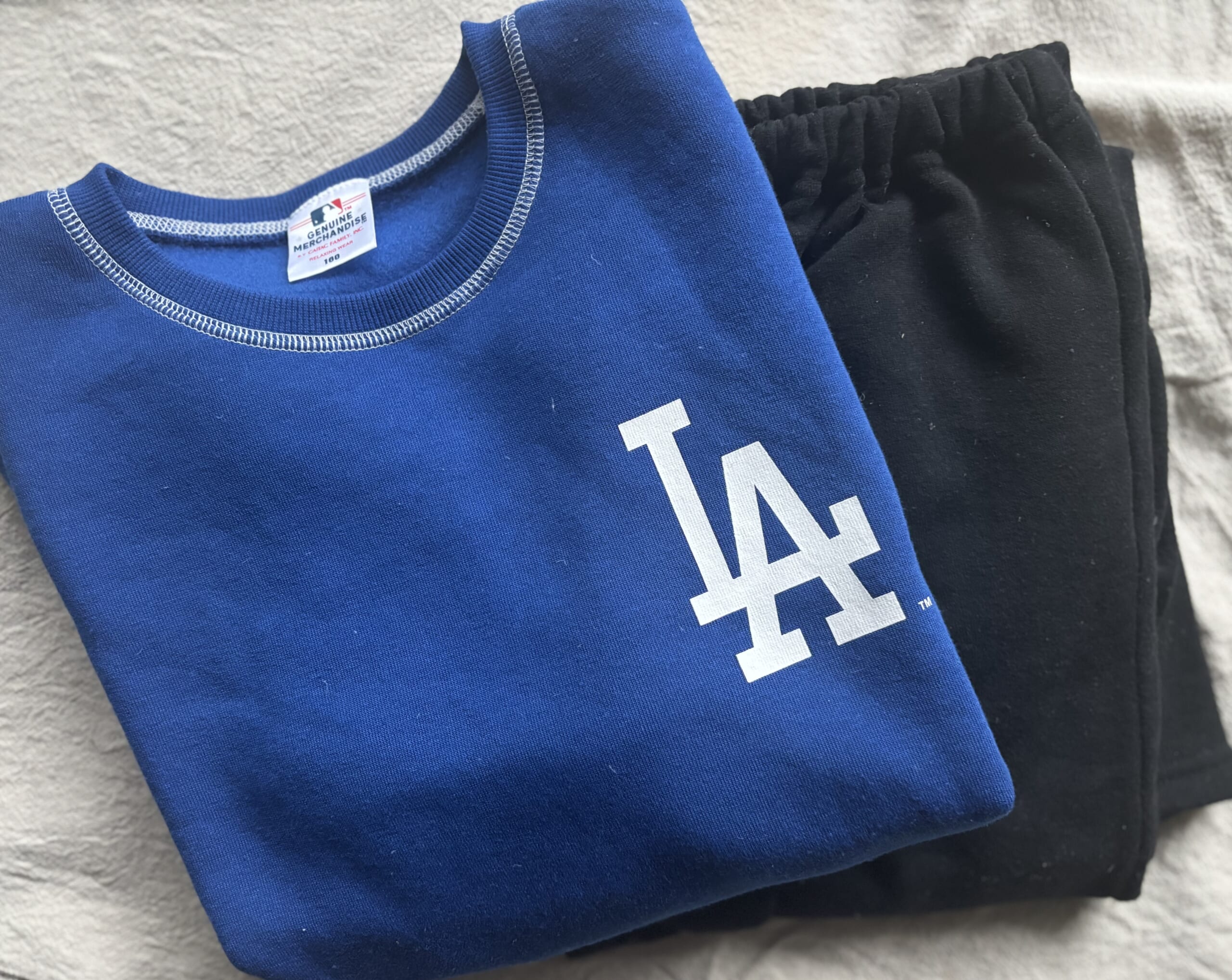 しまむら　ドジャースデザインのパジャマ