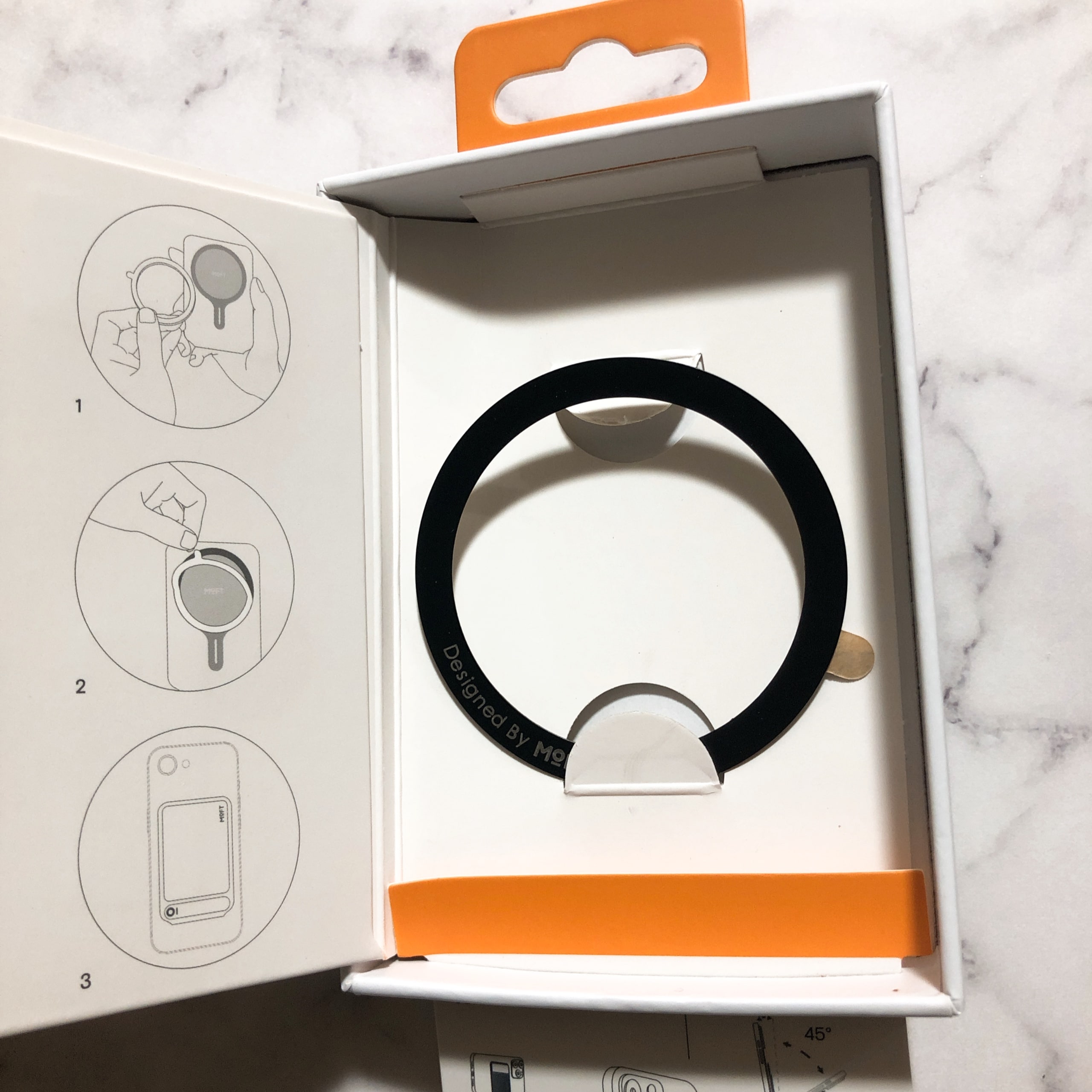 iPhone16e ストラップ art of black パラコード moft 8 in 1 ESR スマホケース 保護フィルム 画面 magsafe