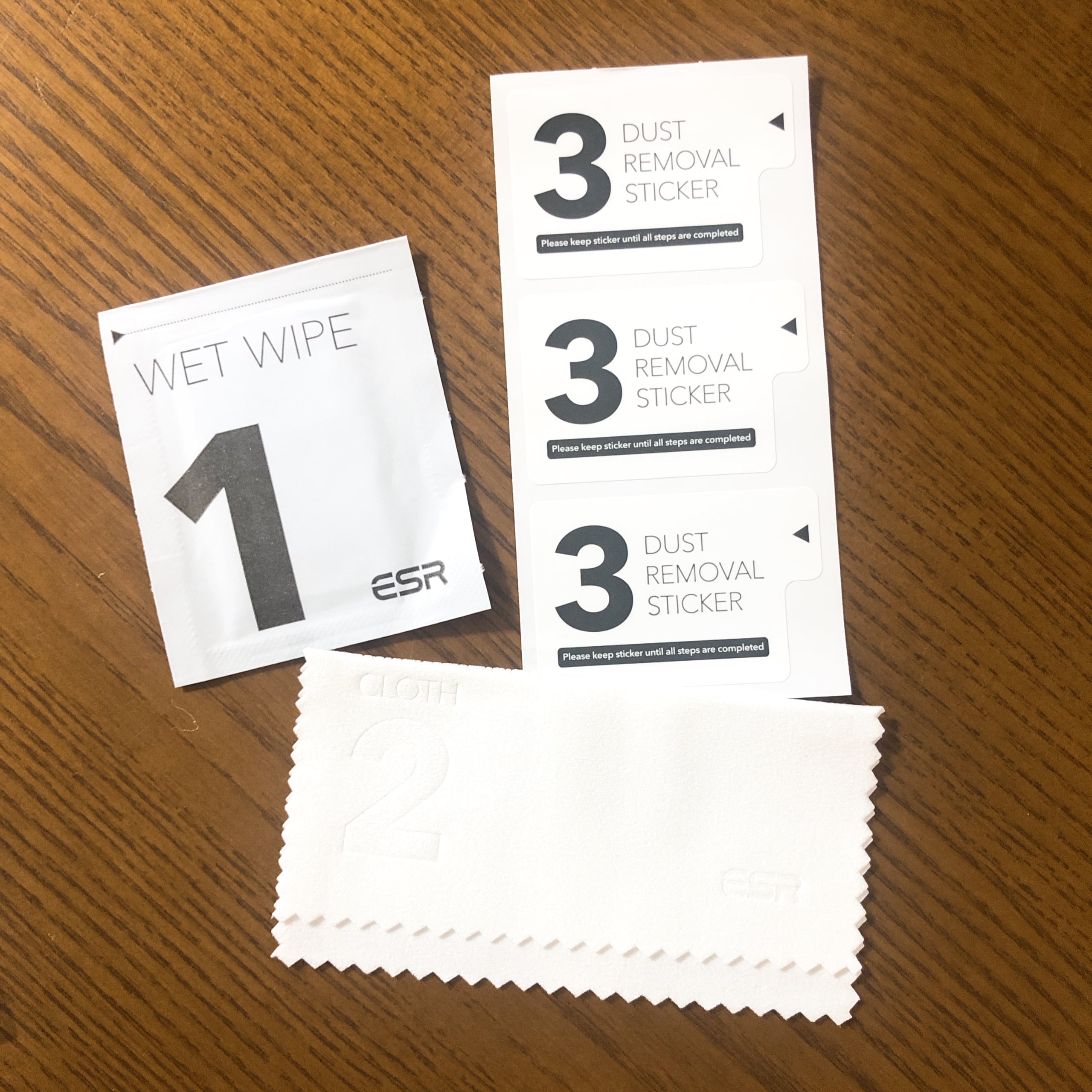 iPhone16e ストラップ art of black パラコード moft 8 in 1 ESR スマホケース 保護フィルム 画面 magsafe