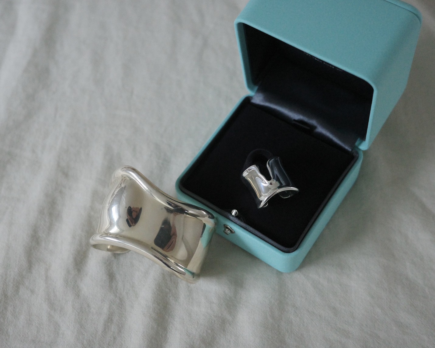 ティファニー｜結婚10周年記念にスプリット リングを | LEE