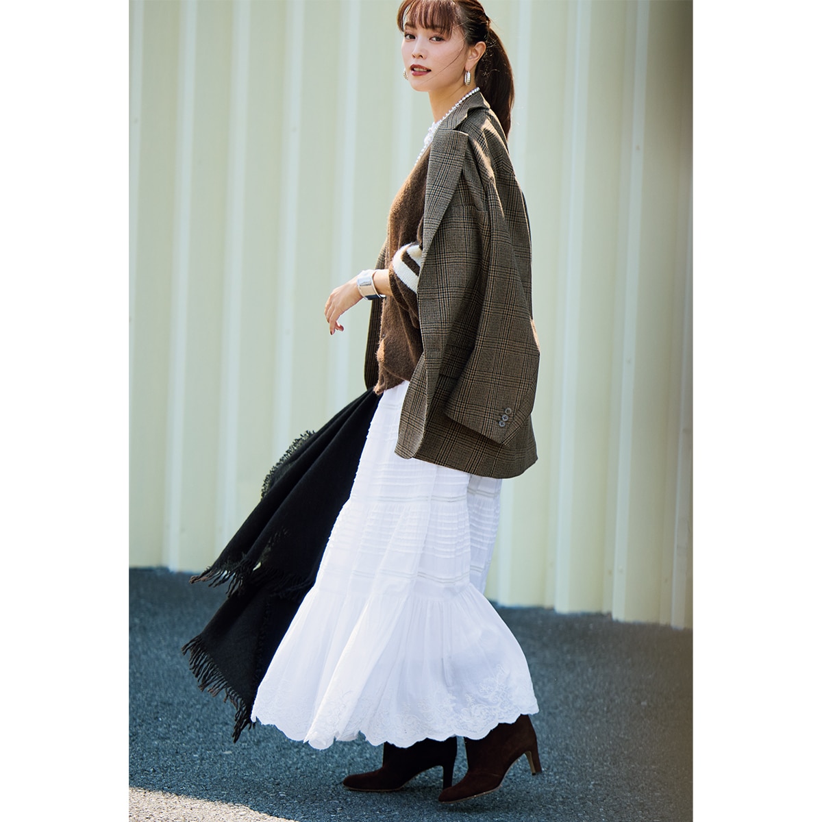 明日なに着る1027　モデル／蛯原友里