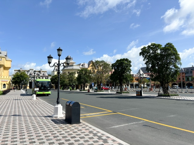 ヴィンワンダーズ フーコックに向かうバスの写真