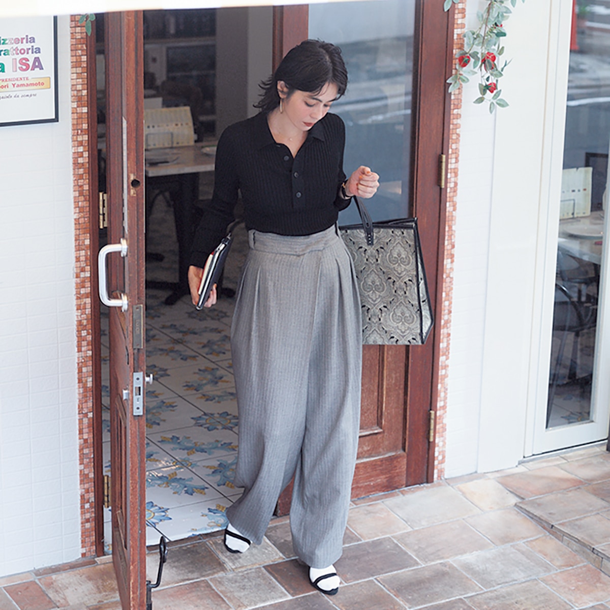 明日なに着る1028　モデル／竹下玲奈