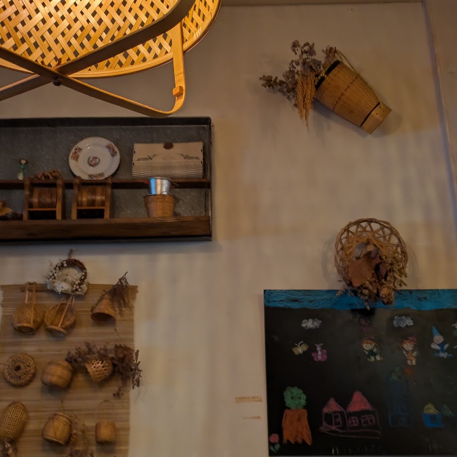 ベトナム料理店内　名古屋　LEE100コポ