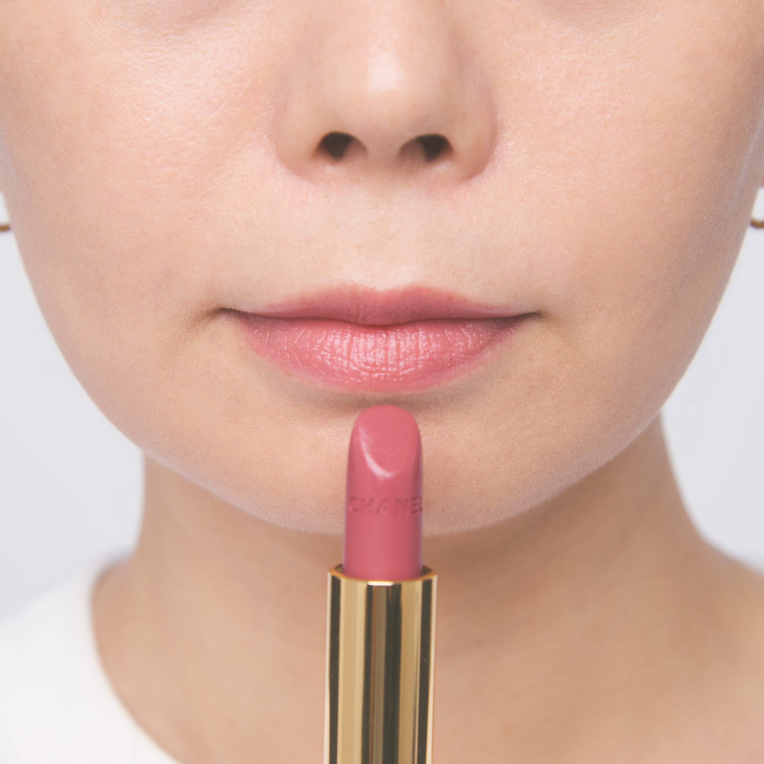 ルージュ アリュール ヴェルヴェット ホリデー【548 アプストレ】をお試し！