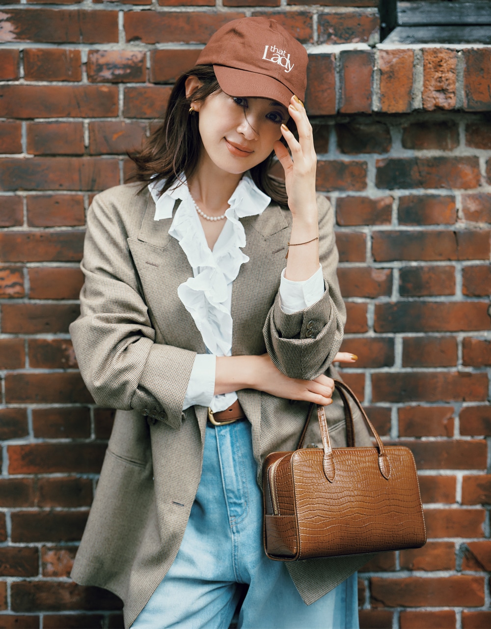 レザー バッグを持ったコーデ 高垣麗子さん