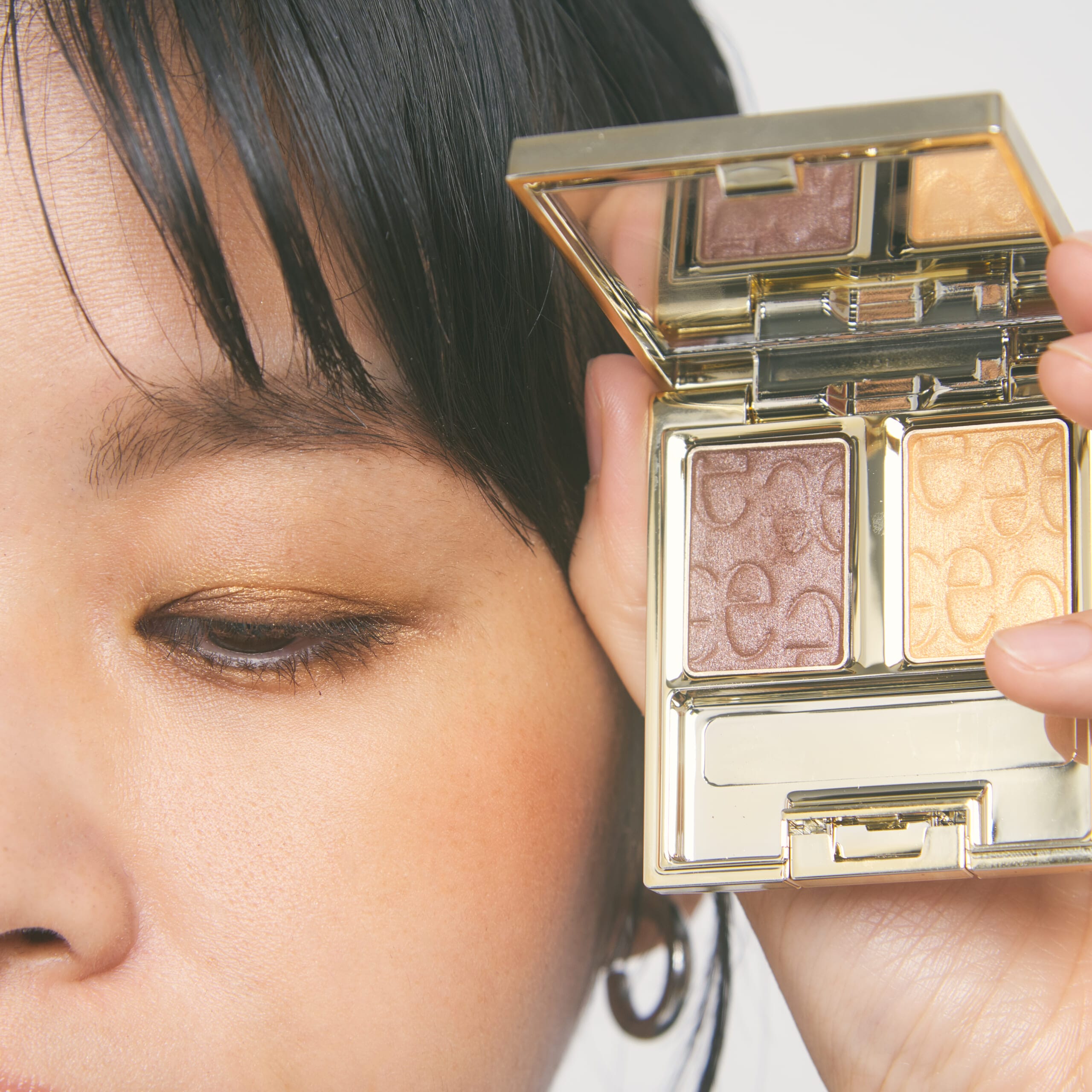 アルモニーアイズのカラーは…