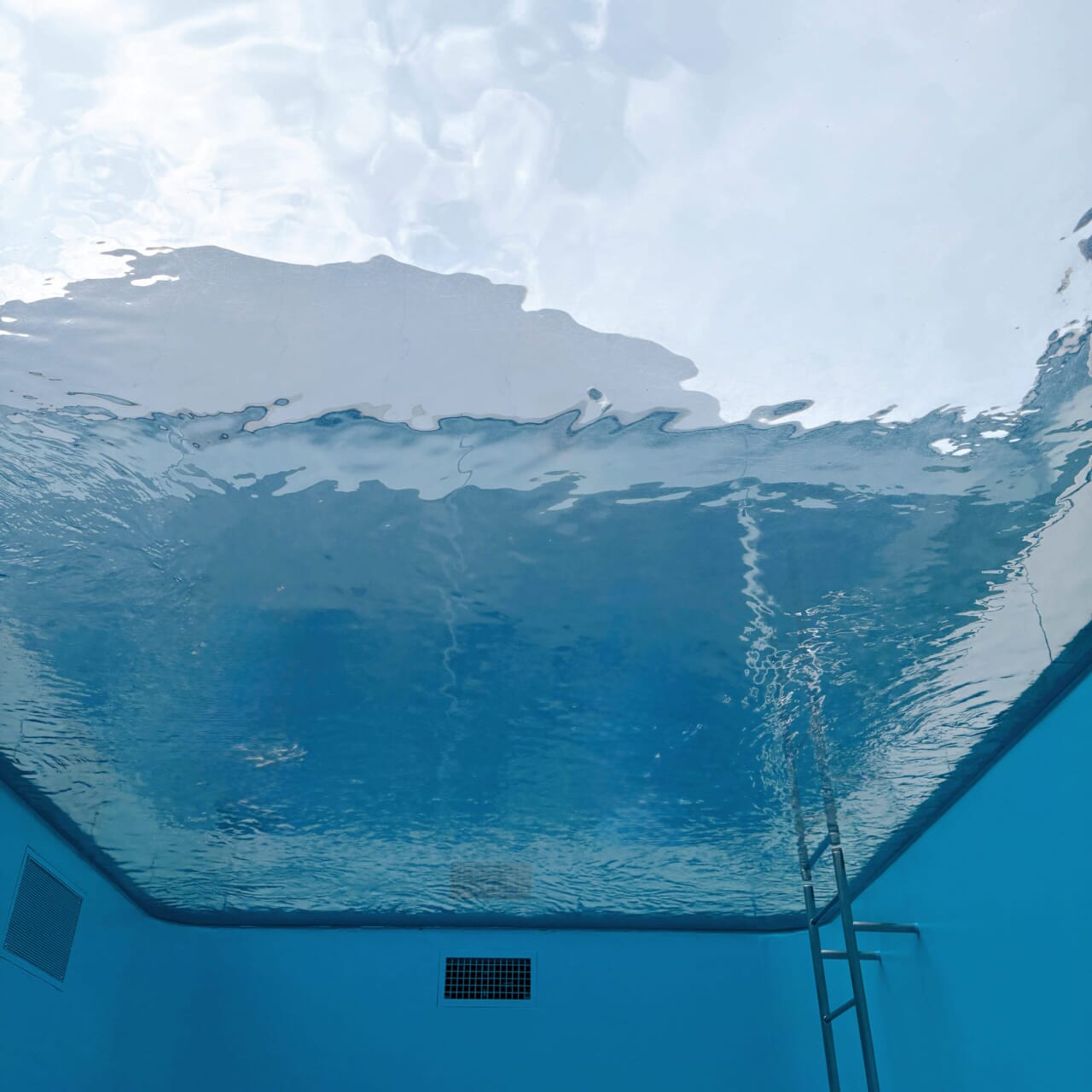 金沢21世紀美術館 スイミング・プール地下部 金沢観光